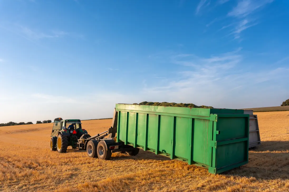 You are currently viewing How RORO Bin Services Make Large Scale Waste Disposal Easy for Malaysian Residents